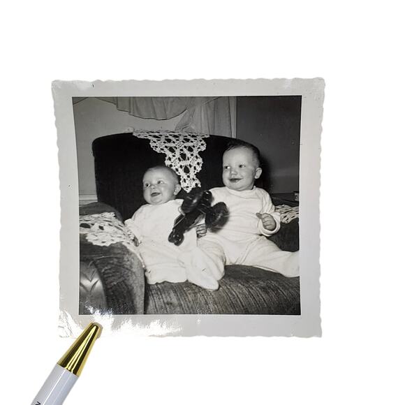 Vtg Cute Infants Posing Together on Sofa Monochrome Photography Found Snapshot - Picture 1 of 4